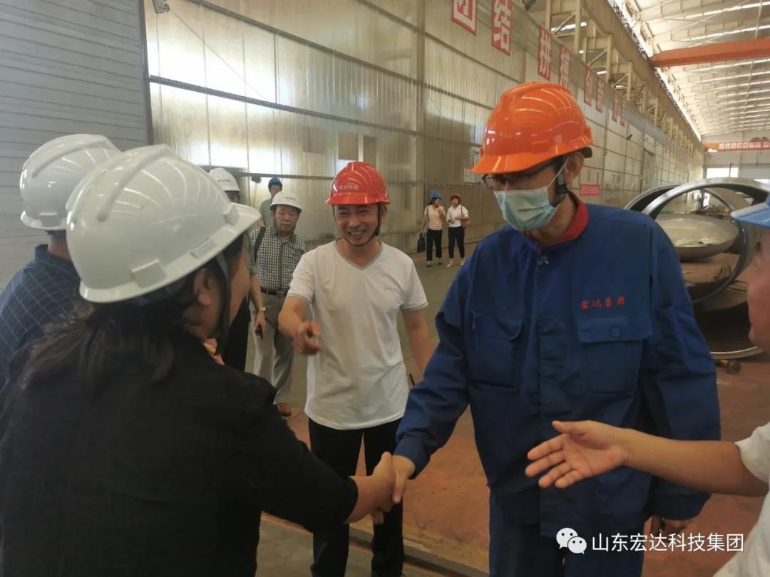 市总工会副主席于虹到安博网页版集团调研